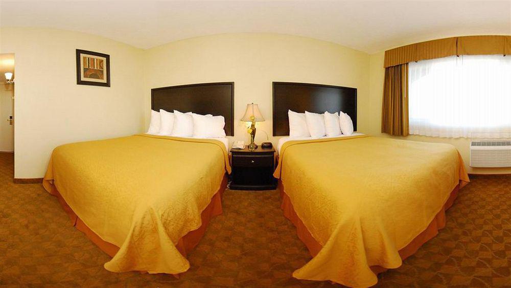 Hollies Hotel & Suites Calexico Exteriér fotografie