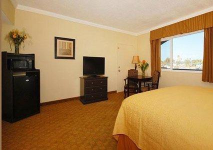 Hollies Hotel & Suites Calexico Pokoj fotografie
