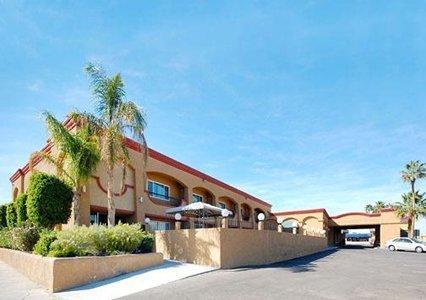 Hollies Hotel & Suites Calexico Exteriér fotografie