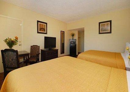 Hollies Hotel & Suites Calexico Pokoj fotografie